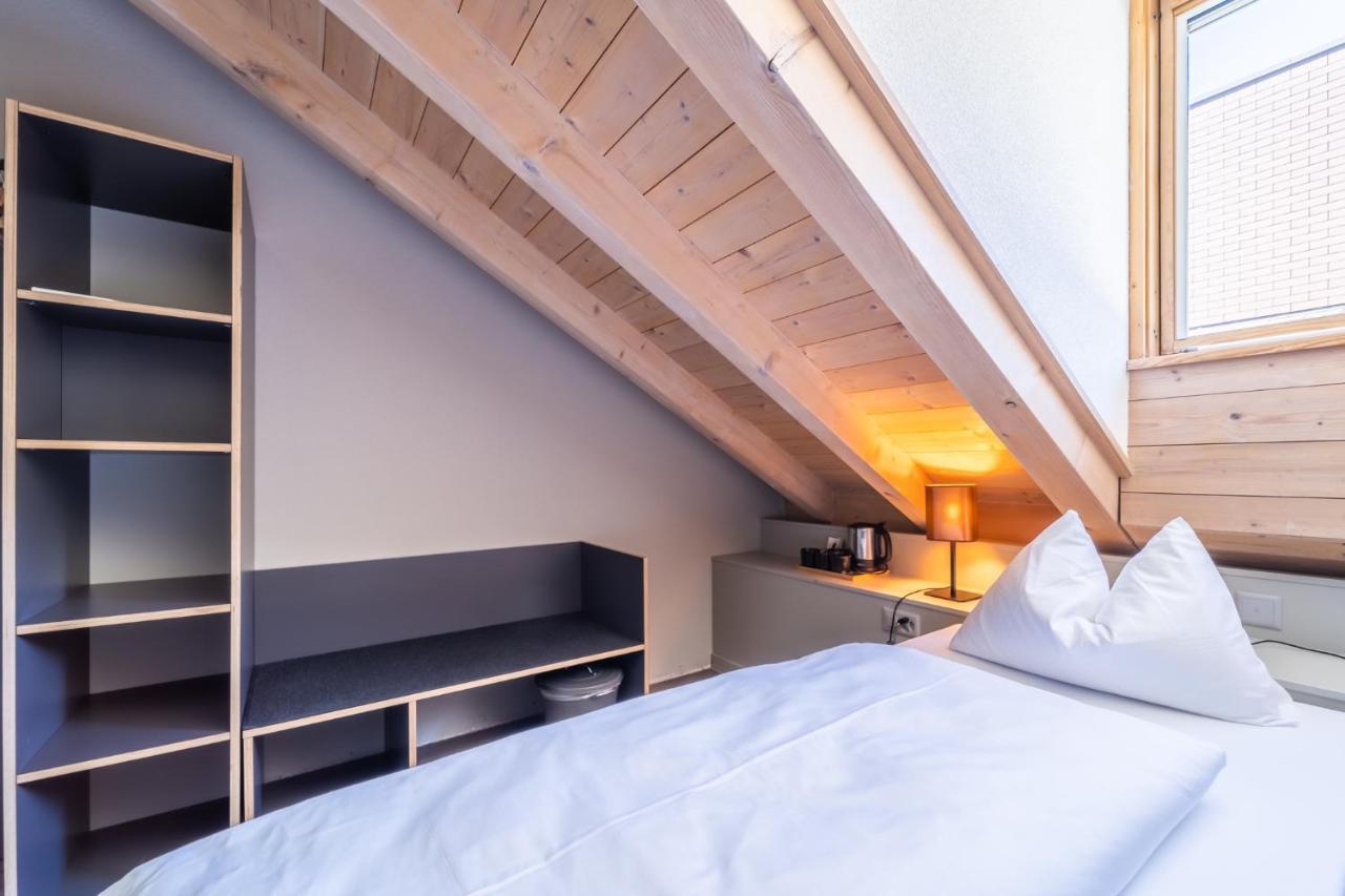 The Guesthouse By The Hey Hotel Interlaken Exterior photo