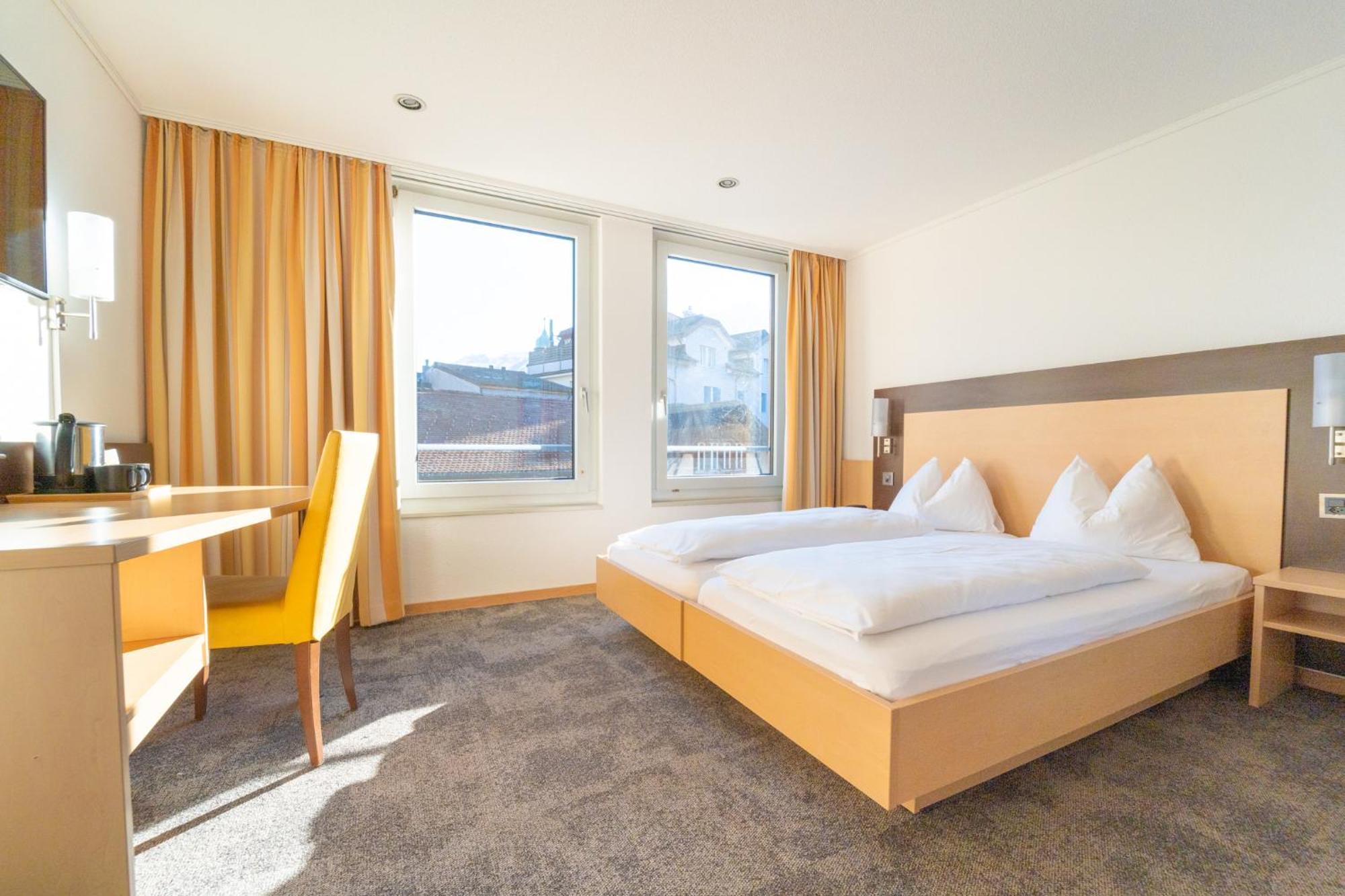The Guesthouse By The Hey Hotel Interlaken Exterior photo